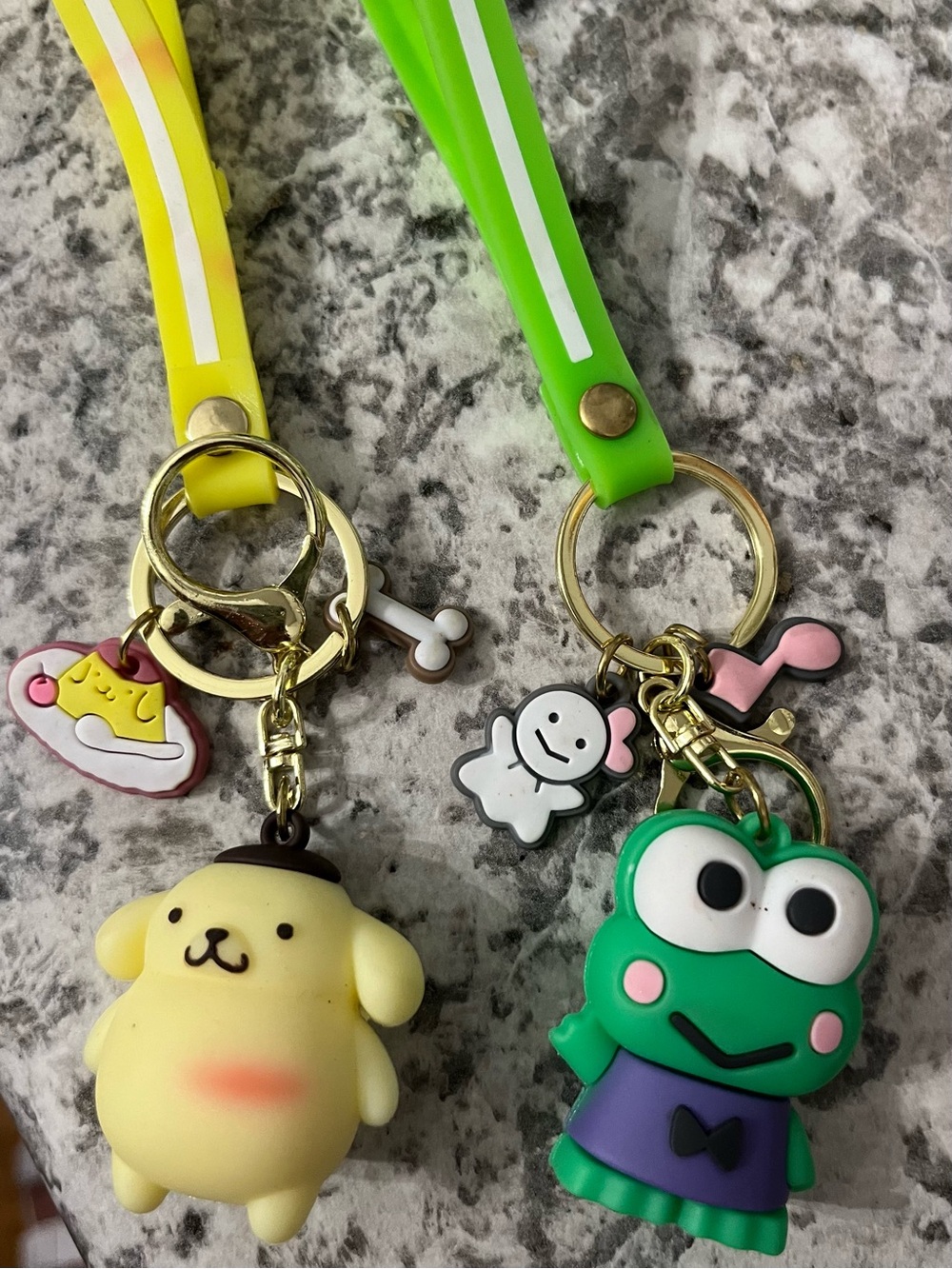 Cute Pompompurin and Keroppi Character Keychain Set - Yellow & Green